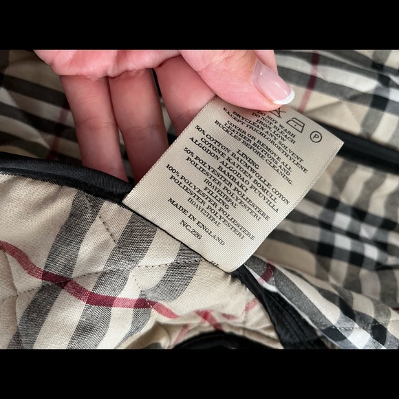 Burberry London quilted light coat - Picture 11 of 16